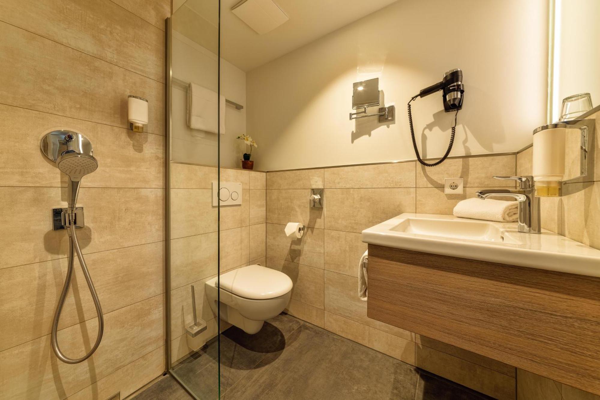 Comfort Single Room