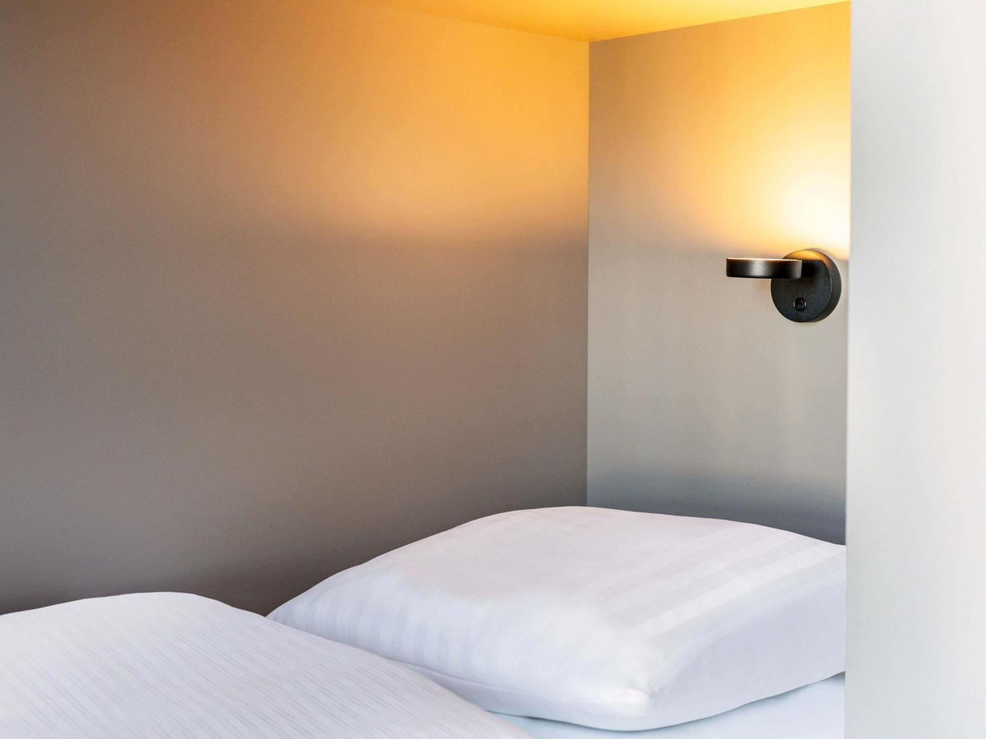 Tweepersoonskamer met 2 Aparte Bedden