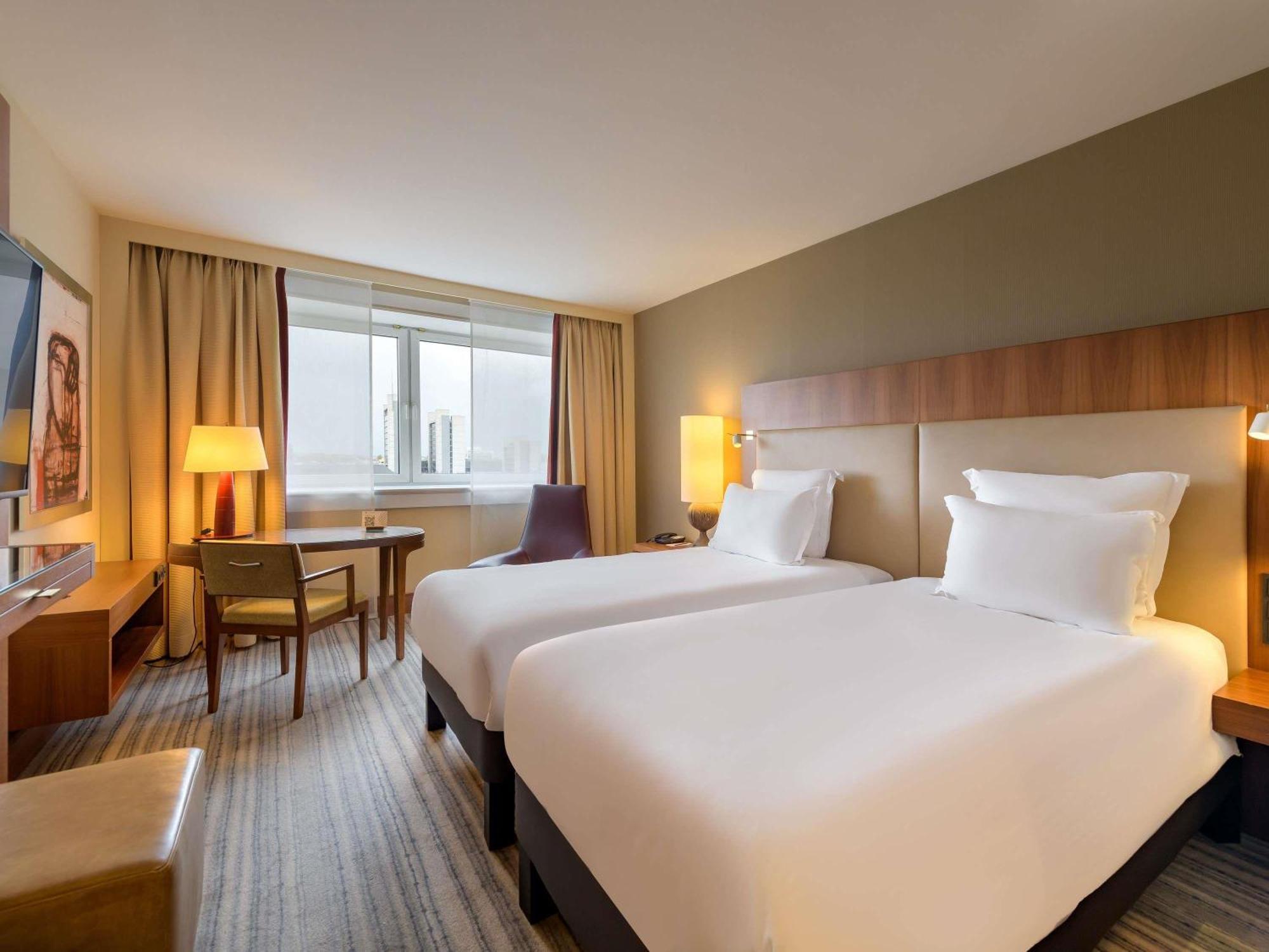 Superior Twin Room,1742571977:JPEG