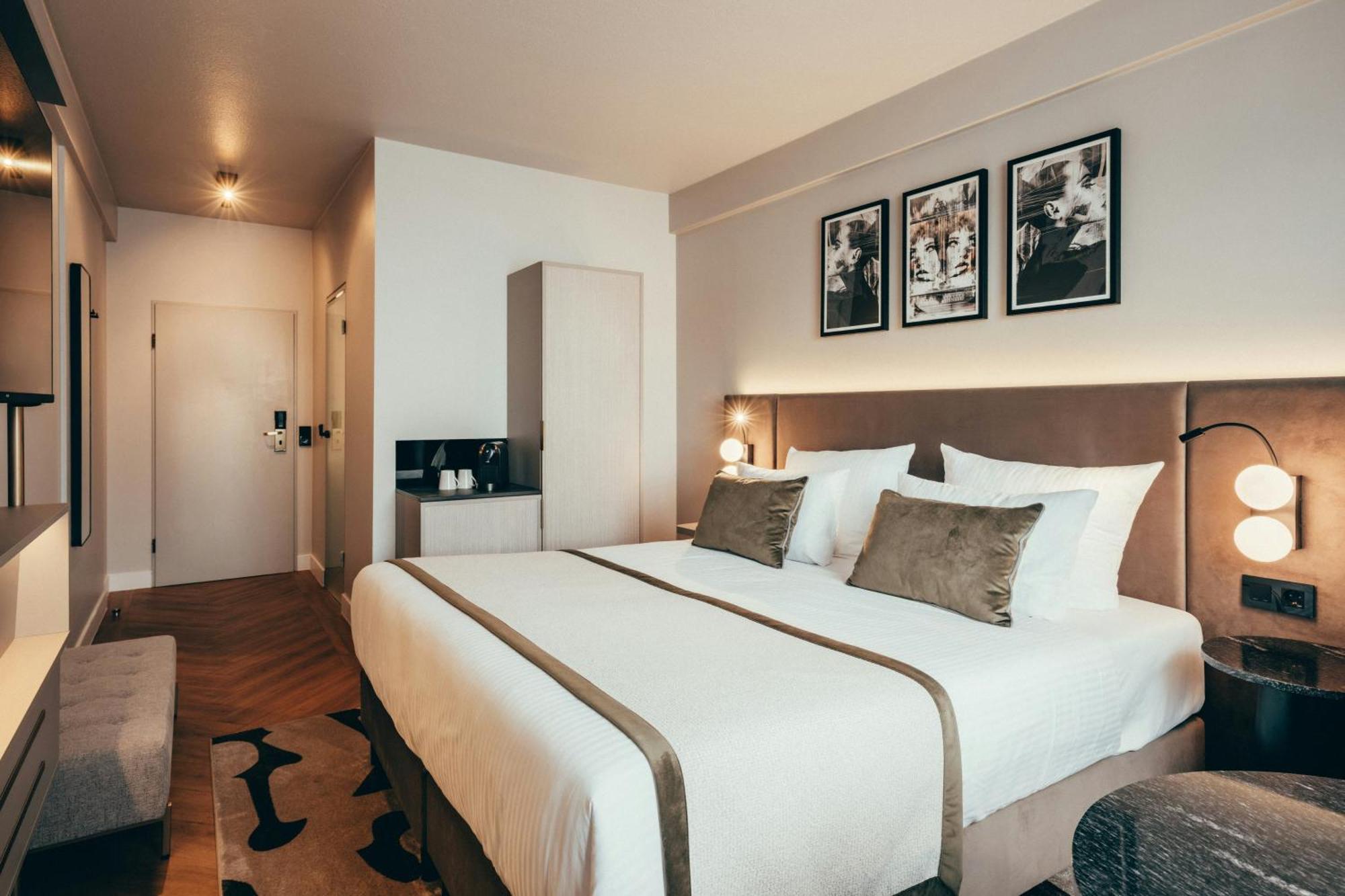 Superior Double or Twin Room,1756391523:JPEG