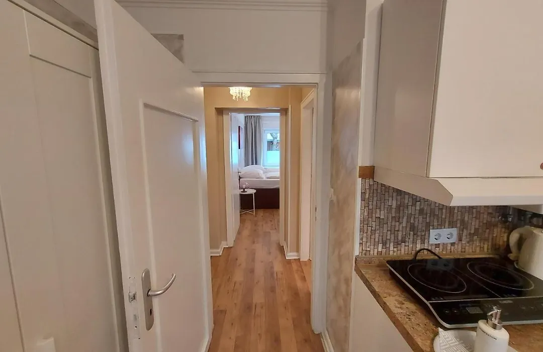 Vintage Apartment-1