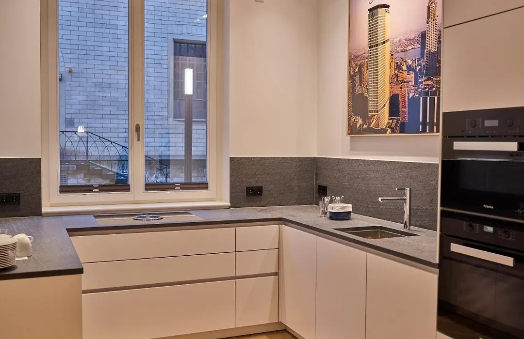 Townhouse By The Qvest-1