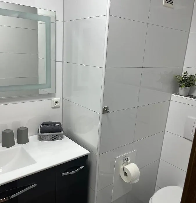 Ferienwohnung Emilia-1