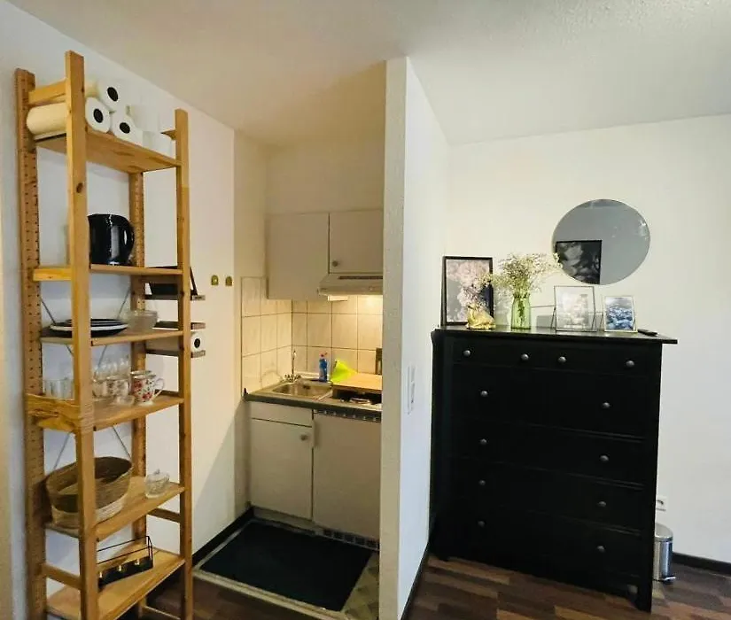 Schickes 1-Zimmer Apartment Im Herzen Koeln-1
