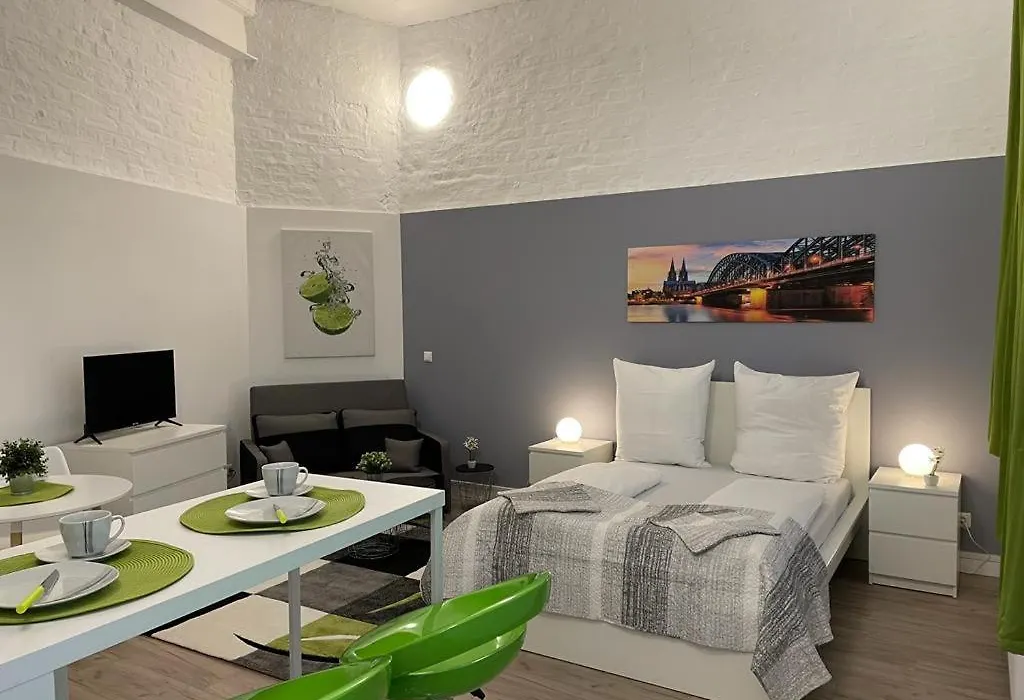 Cityperle - Ruhiges Komfort Apartment Naehe Dom --1