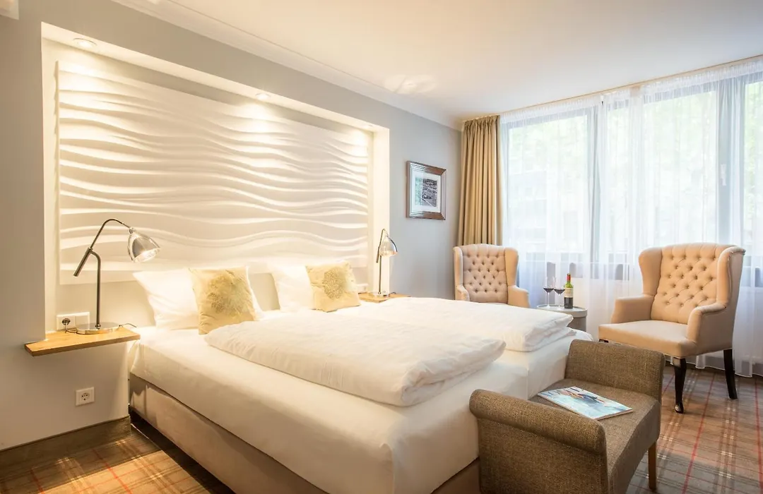 The Ascot Hotel-1