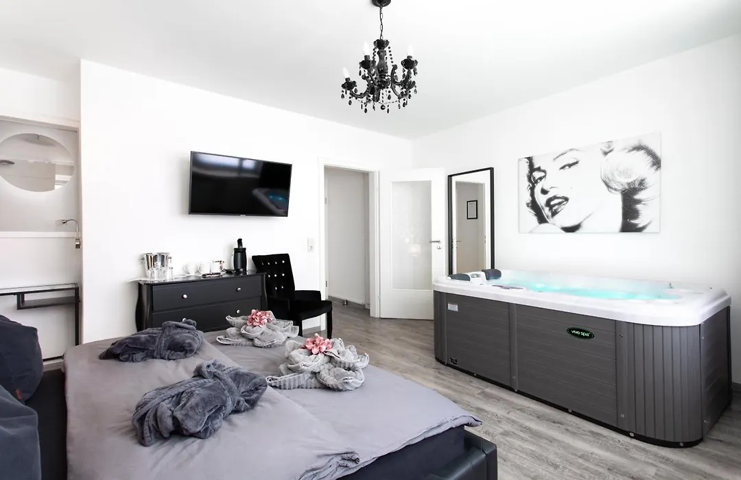 1St Floor Koeln-1