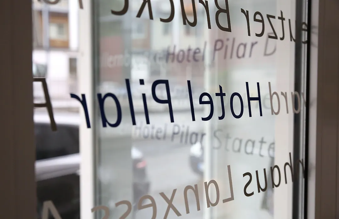 Hotel Pilar Garni-1