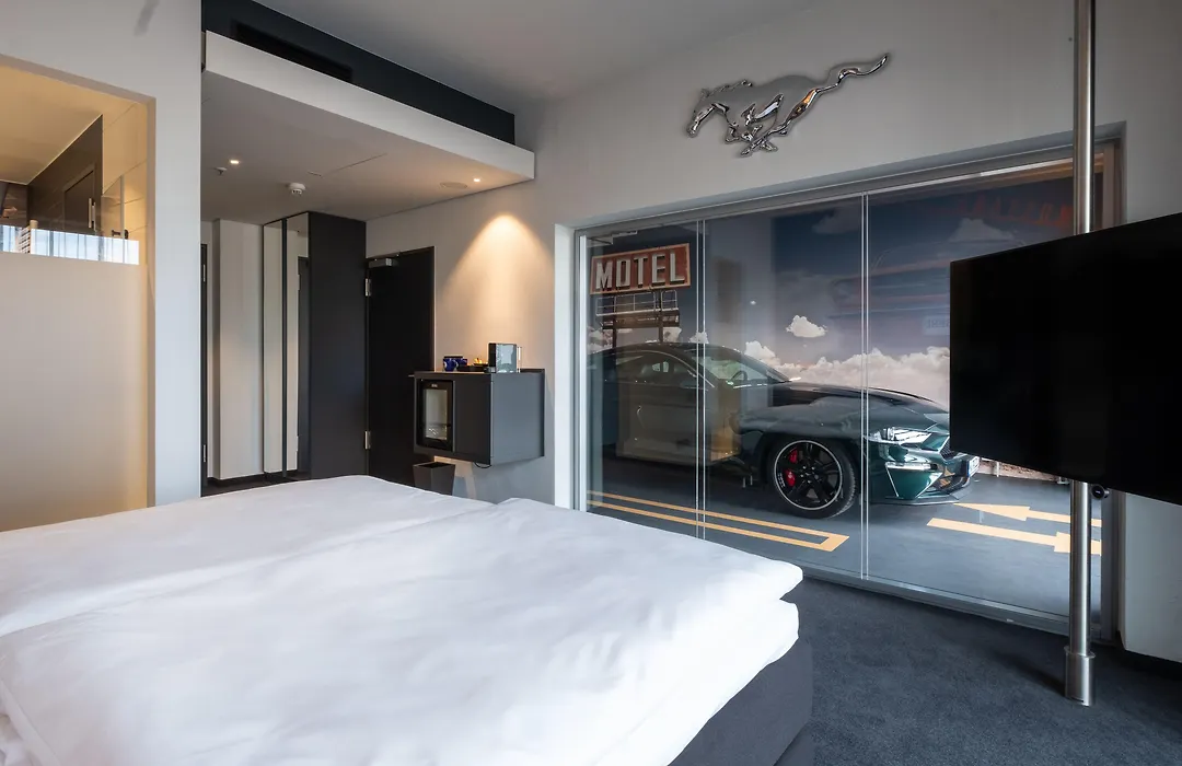 V8 Hotel Koeln At Motorworld-1