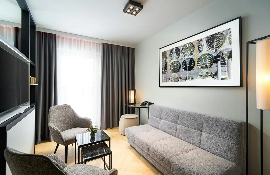 Leonardo Royal Hotel Cologne Bonn Airport-1