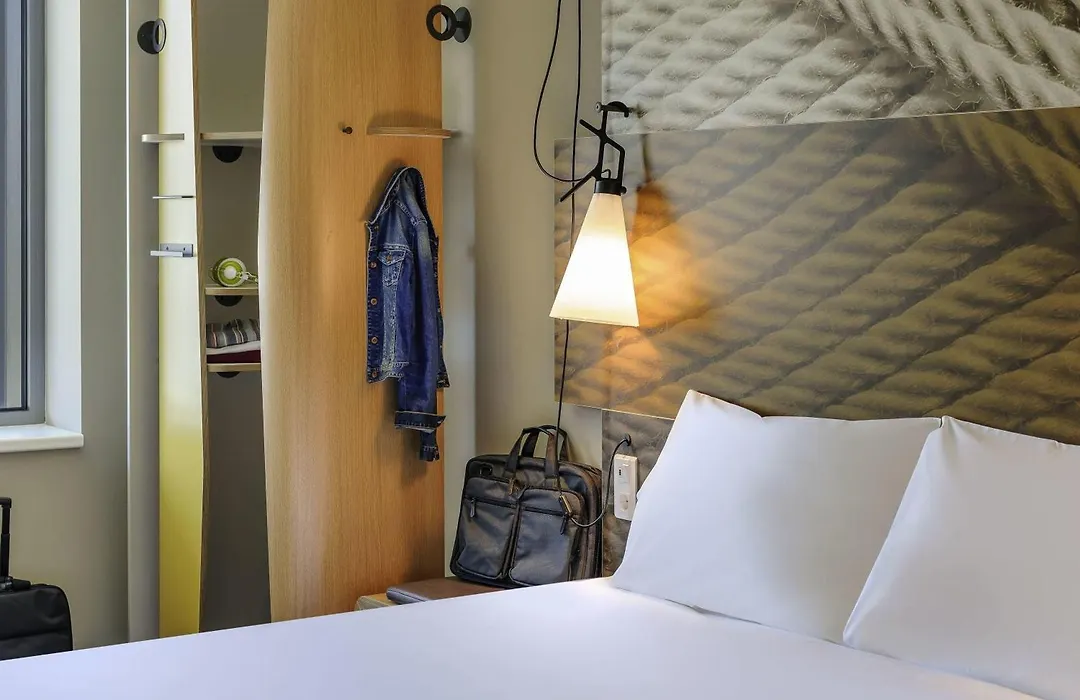 Ibis Hotel Koeln Am Dom-1
