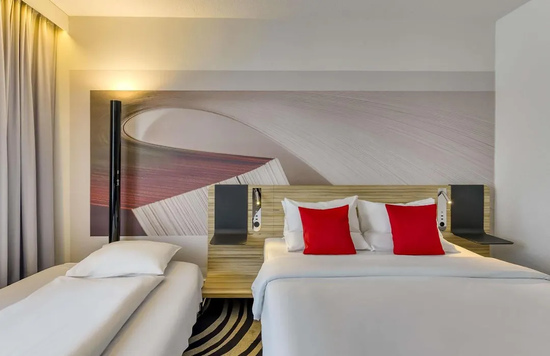 Novotel Koeln City-1