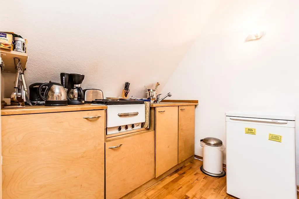 Apartment Koeln Nippes-1