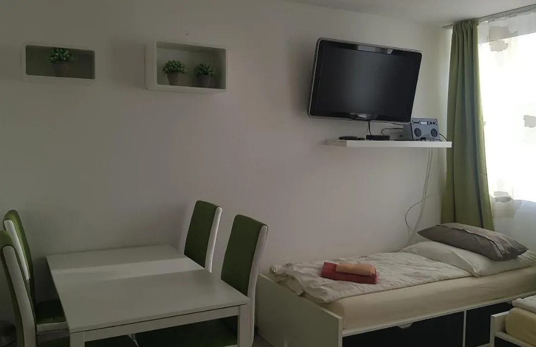 Sonniges Modernes Appartement Hoehenberg-1