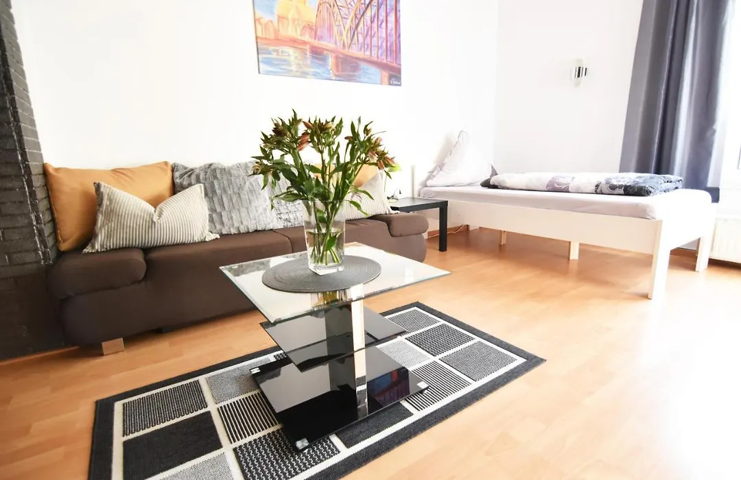 Ferienwohnung Mit Garten Und Pool-1