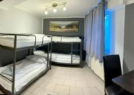 Hotel Moji Koeln Sieversstrasse-3