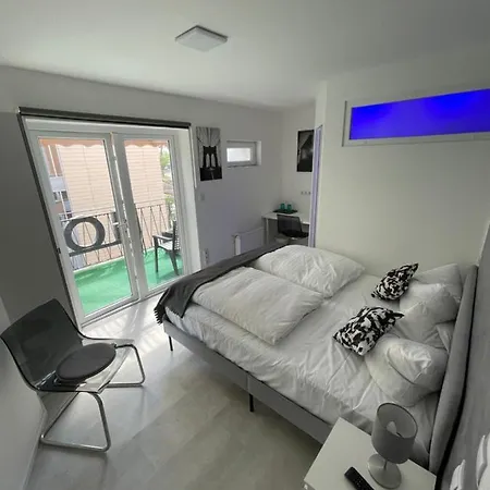 Liberty Hotel Cologne-3