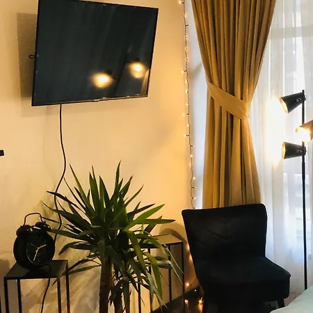 Schickes 1-Zimmer Apartment Im Herzen Koeln-2