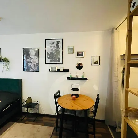 Schickes 1-Zimmer Apartment Im Herzen Koeln-3