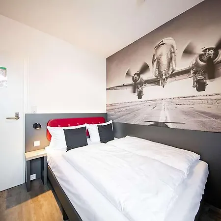 Smarty Cologne Airport-3