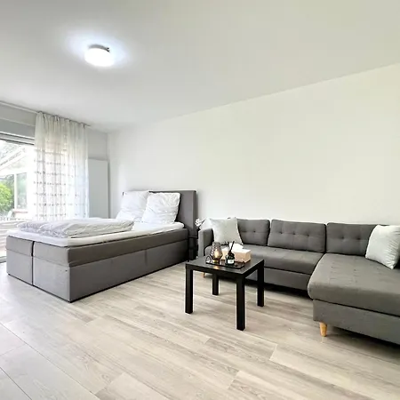 Comfy Apartment Mit Garten In Koeln-3