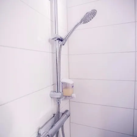 Charmantes Studio Apartment In Bestlage Im Stadtzentrum Mit Balkon & Self Checkin - City Loft 3 --3