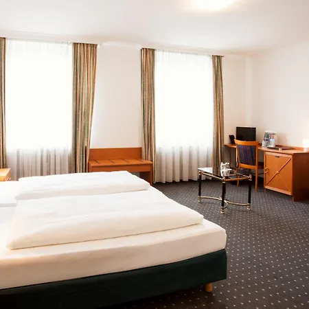 Hansadom Hotel Koeln-2