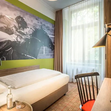 The Ascot Hotel-2