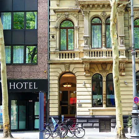 The Ascot Hotel-3