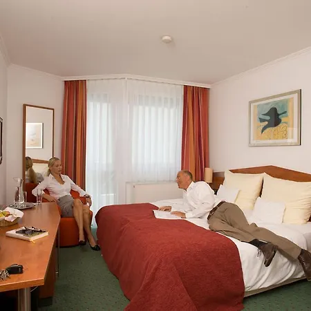 Ihr Hotel Garni Koeln-3