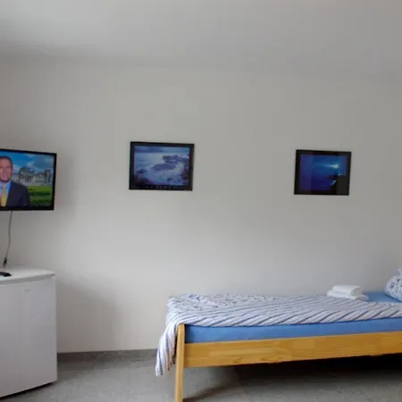 Ferienhaus Roy-3
