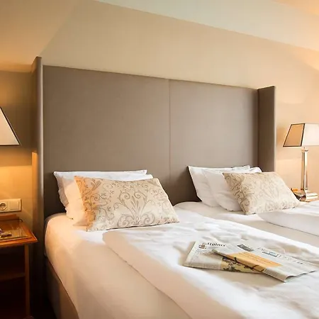 Top The Ascot Hotel Cologne-3