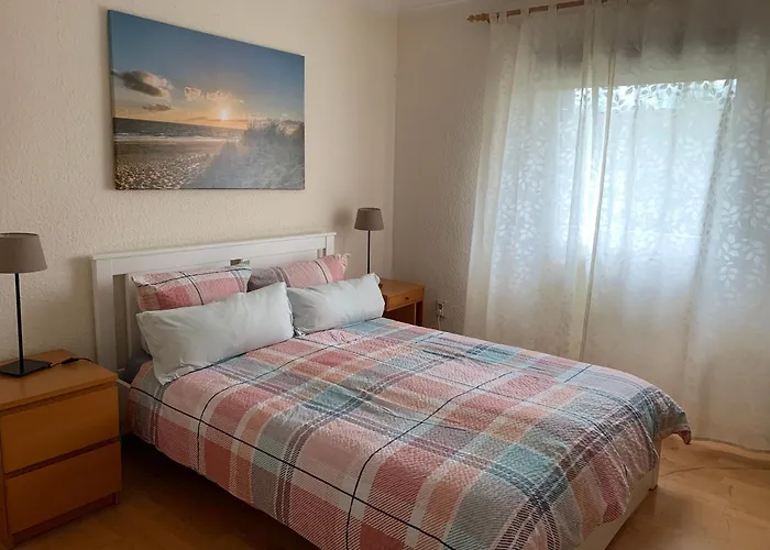 Ferienwohnung Mit Garten In Koeln